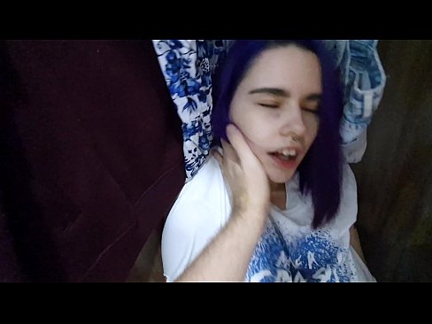❤️ Xwişka min di dolabê de dît û alîkariya wê kir ❤️ Vîdyoyê porno li ku.tradewin.top ❌